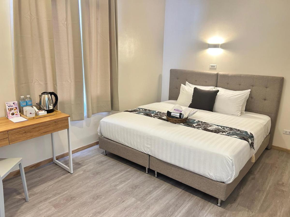 Myspace Hotel Comembo Тагиг Экстерьер фото